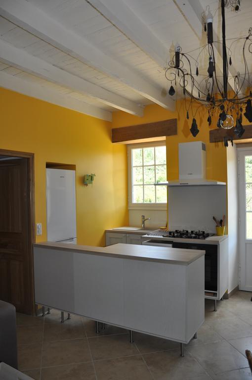 Gite Chez Le Gaulois 카르삭아일락 외부 사진